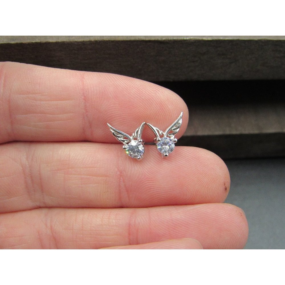 Sterling Silver Round Cubic Zirconia Animal Wings Stud Earrings Vintage Wedding